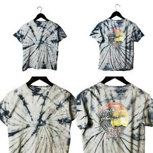 Dark Seas T Shirt Womens Blue White Medium M  Skull Swirl Wave Tie Dye Cotton